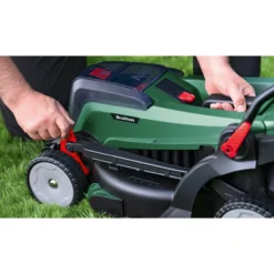 Akkuruohonleikkuri Bosch UniversalRotak 2x18V-37-550 2 x 4,0 Ah