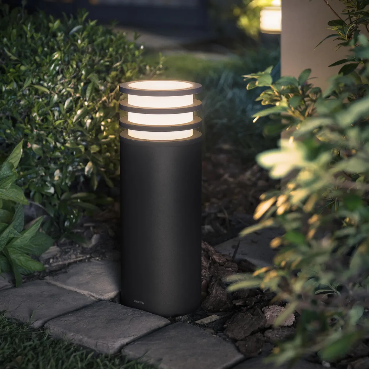 Jalustavalaisin Philips Hue Lucca ulkokäyttöön 9W 230V, antrasiitti