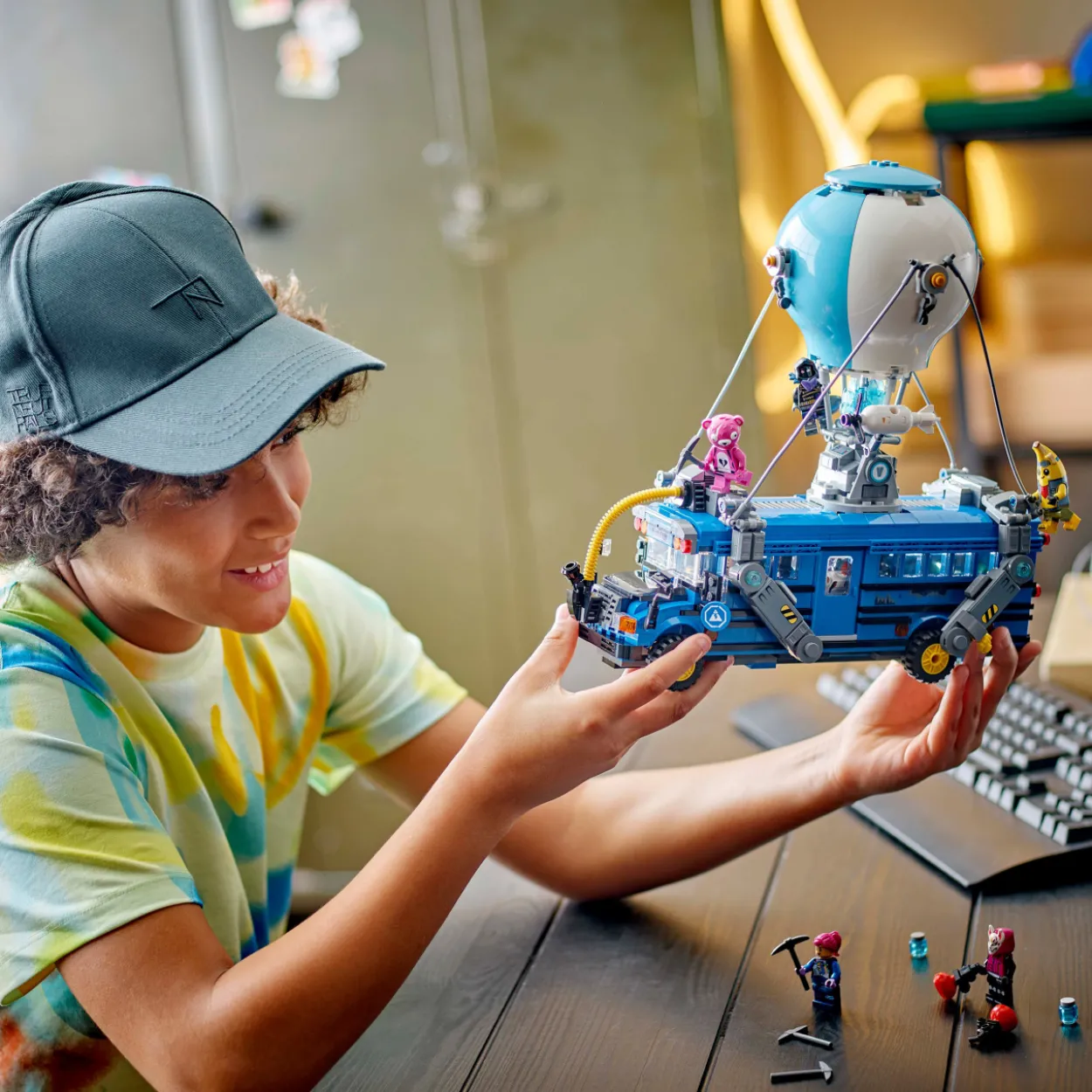 LEGO Fortnite 77073 Battle Bus