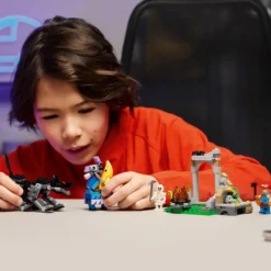 LEGO Fortnite 77075 Peelyn ja Sparkplugin seikkailu