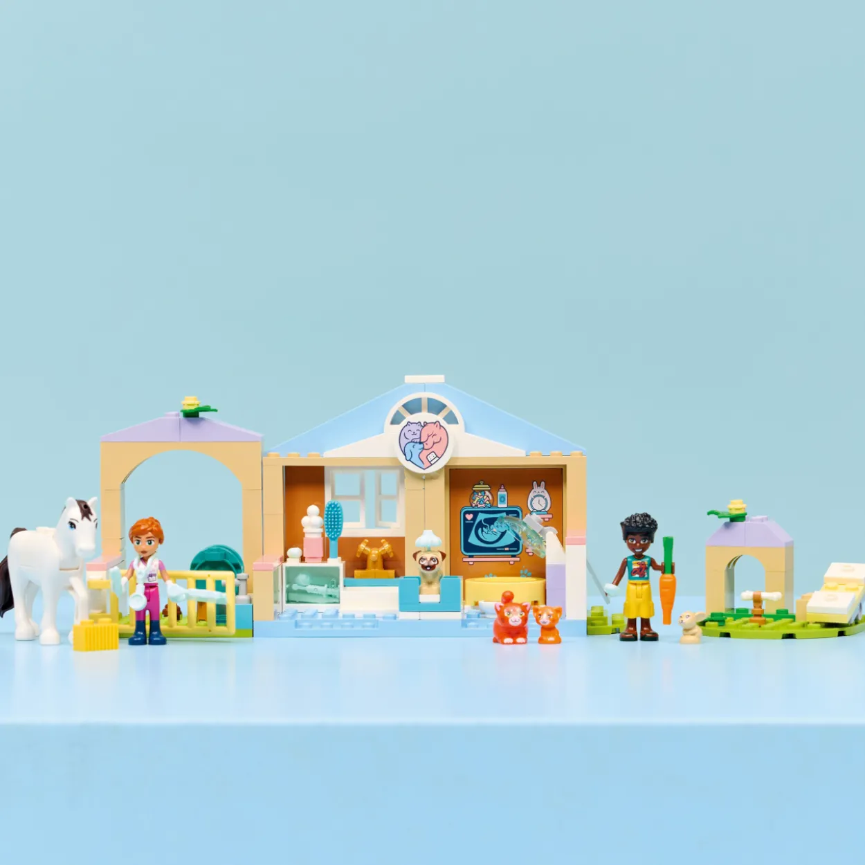 LEGO Friends 42696 Eläinlääkäriasema