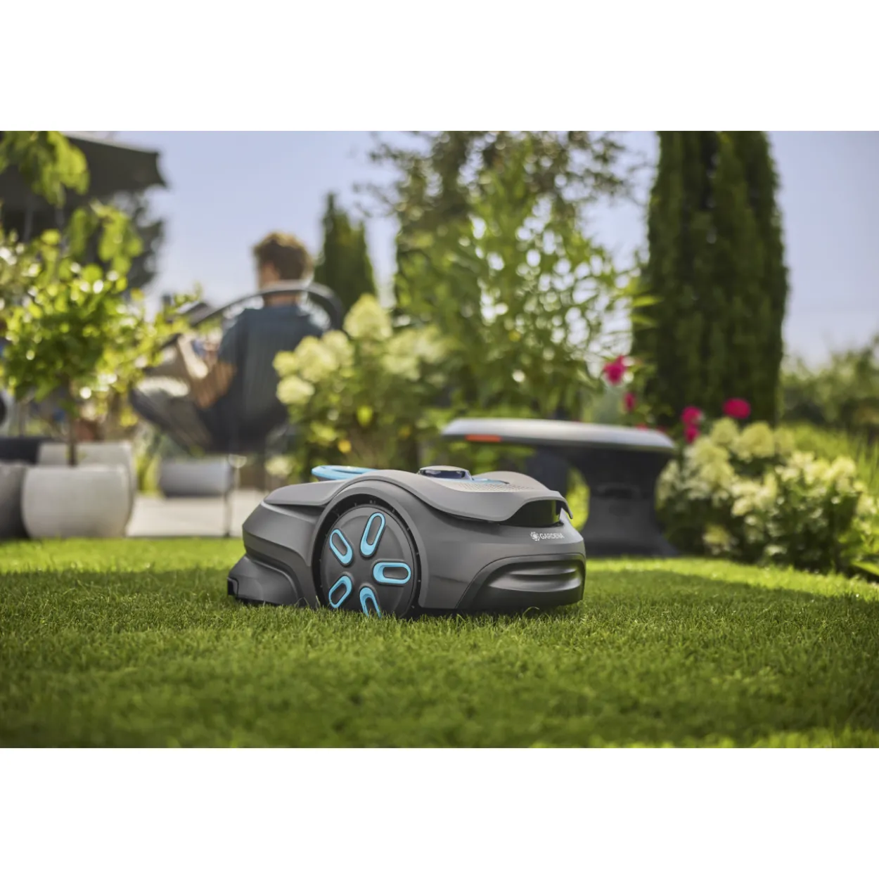 Robottiruohonleikkuri Gardena smart SILENO sense 600, rajalangaton