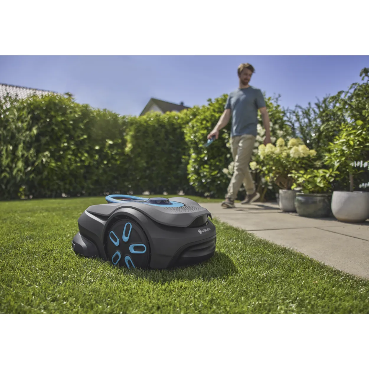 Robottiruohonleikkuri Gardena smart SILENO sense 600, rajalangaton