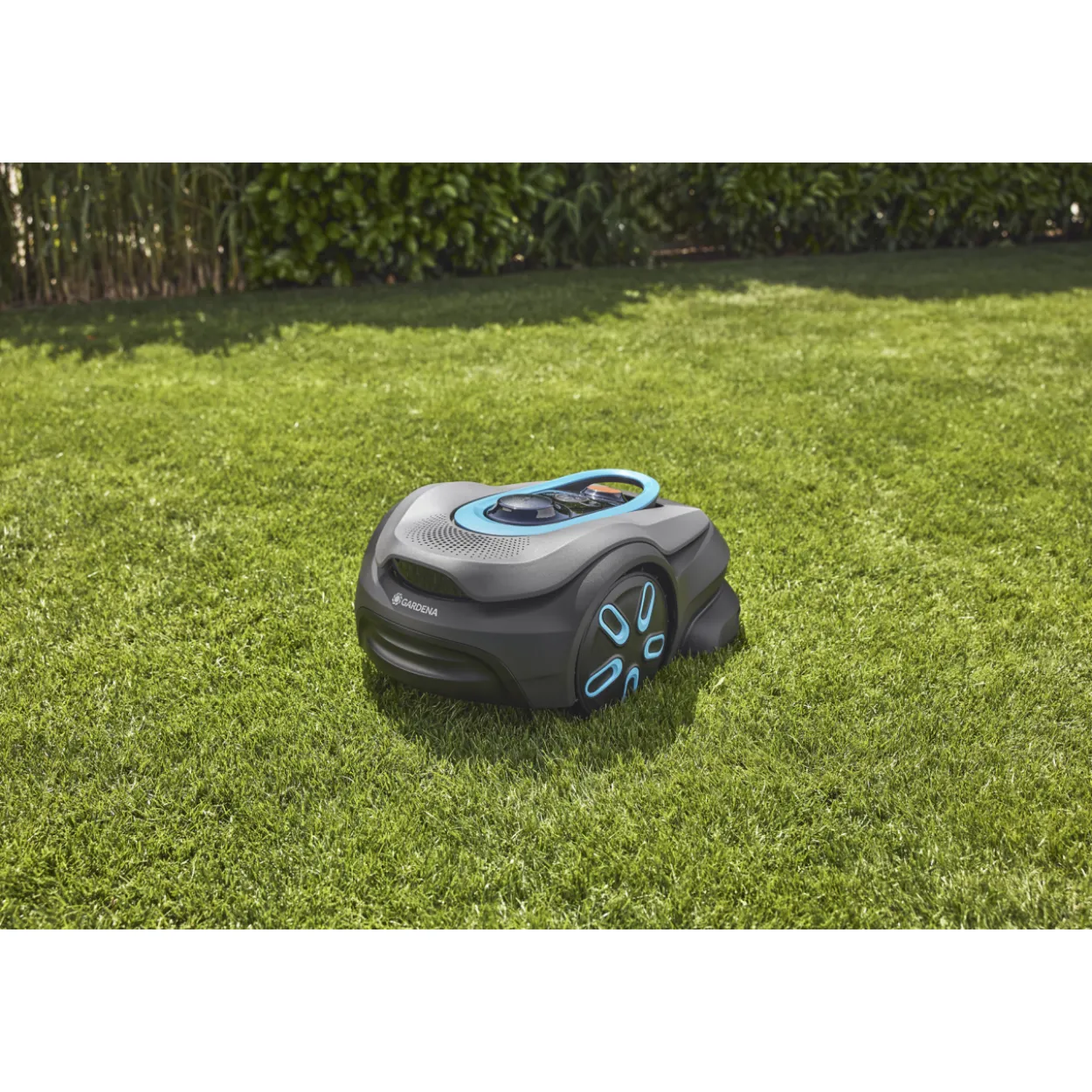 Robottiruohonleikkuri Gardena smart SILENO sense 600, rajalangaton